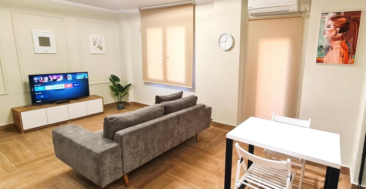 2v1 - Center 4 Apartamento Tirana